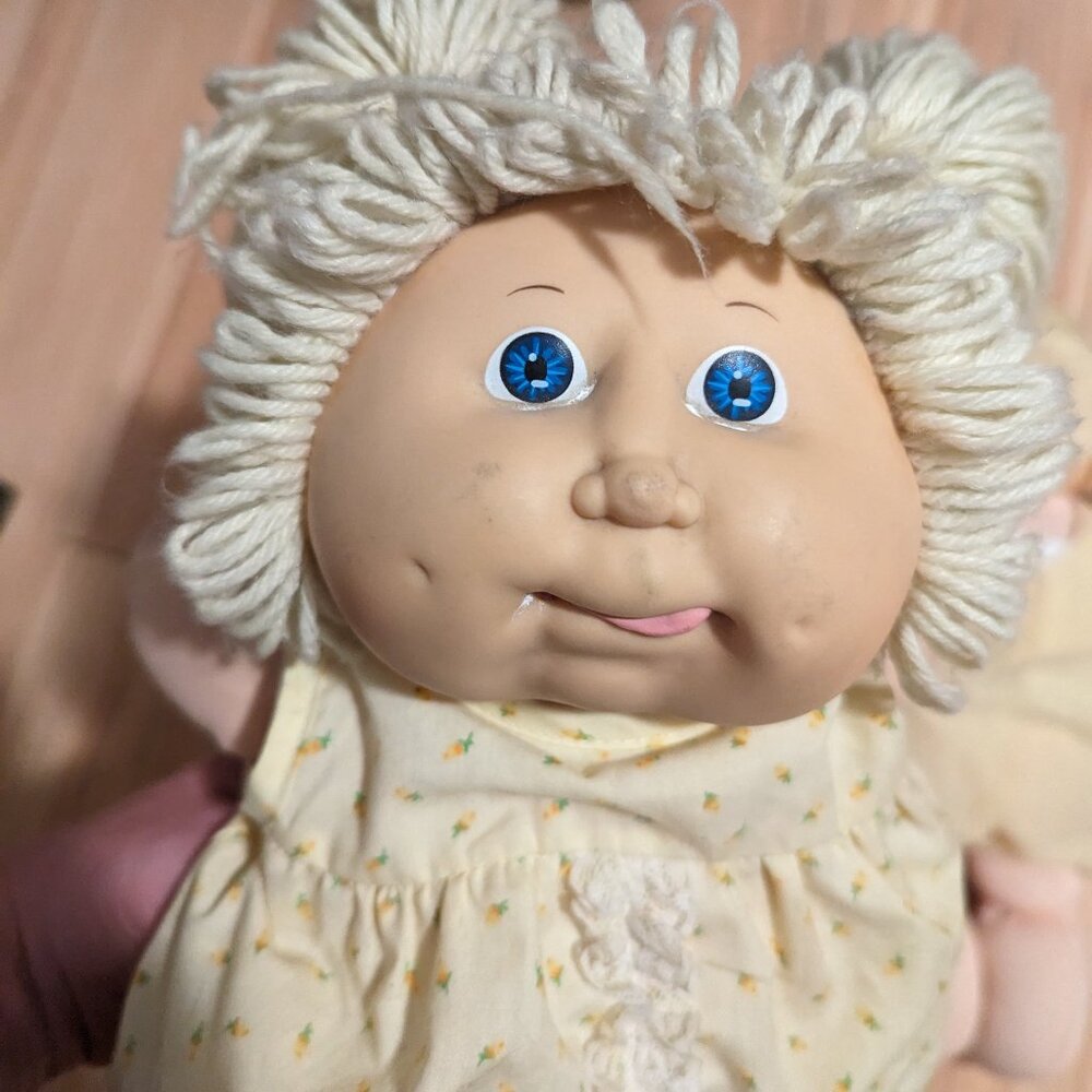 1980s Cabbage Patch Doll - Girl